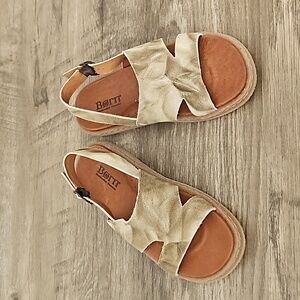 BORN CARA LEATHER SANDALS 6M